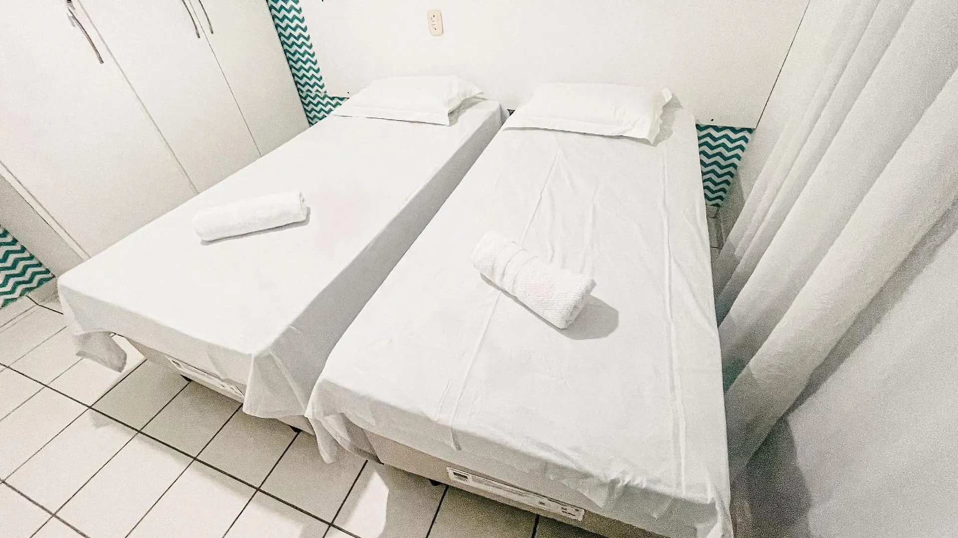 Condominio Golden Dolphin A Uma Quadra Do Axe Moi, Com Piscina, Churrasqueira, Portaria 24Hrs, De Frente A Supermercado, E Centro Gastronomico Porto Seguro