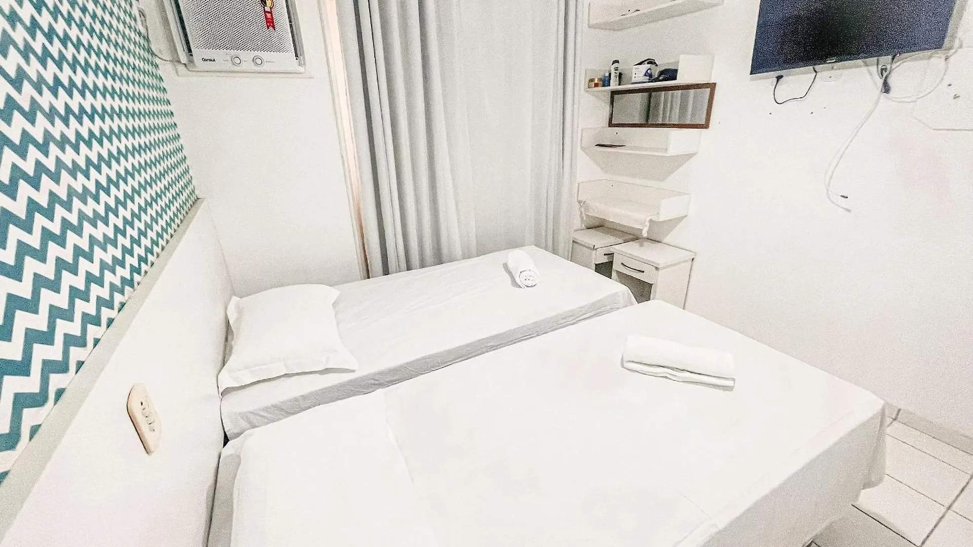 Condominio Golden Dolphin A Uma Quadra Do Axe Moi, Com Piscina, Churrasqueira, Portaria 24Hrs, De Frente A Supermercado, E Centro Gastronomico Porto Seguro Apartment