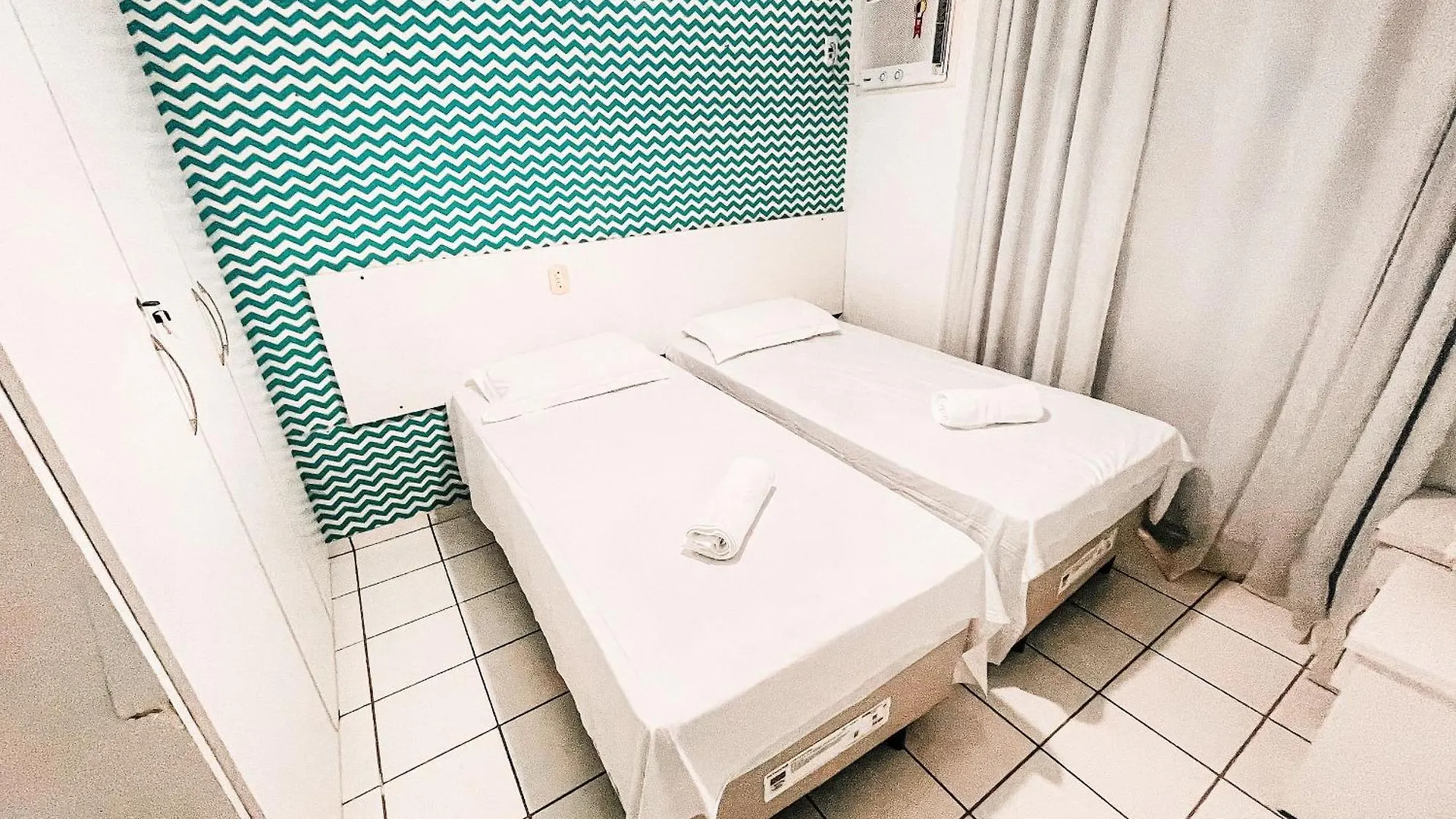 Condominio Golden Dolphin A Uma Quadra Do Axe Moi, Com Piscina, Churrasqueira, Portaria 24Hrs, De Frente A Supermercado, E Centro Gastronomico Porto Seguro