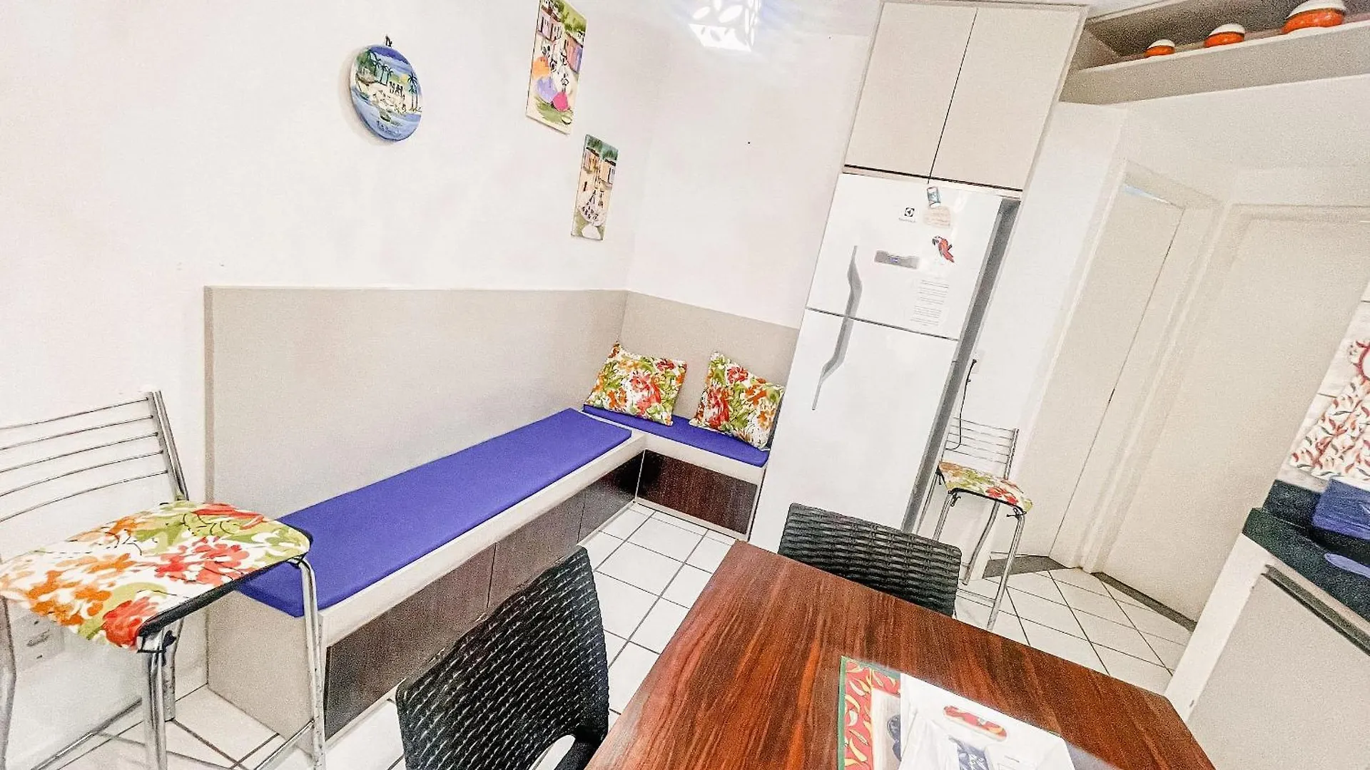 Condominio Golden Dolphin A Uma Quadra Do Axe Moi, Com Piscina, Churrasqueira, Portaria 24Hrs, De Frente A Supermercado, E Centro Gastronomico Porto Seguro 0*,  Brasil
