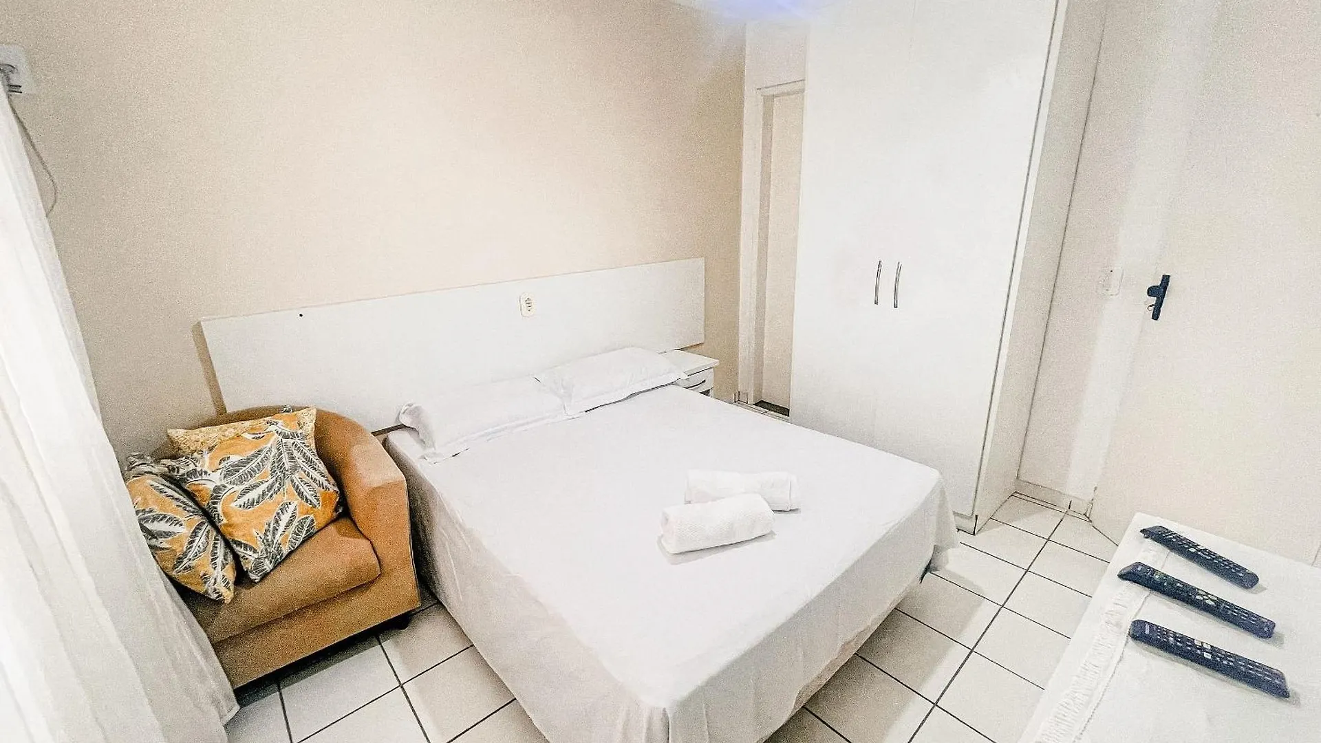 Condominio Golden Dolphin A Uma Quadra Do Axe Moi, Com Piscina, Churrasqueira, Portaria 24Hrs, De Frente A Supermercado, E Centro Gastronomico Porto Seguro 0*,  Brasil